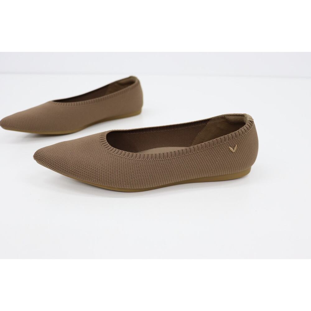 Vivaia Pointed Knit Ballet Flats in Taupe. - Picture 5 of 15